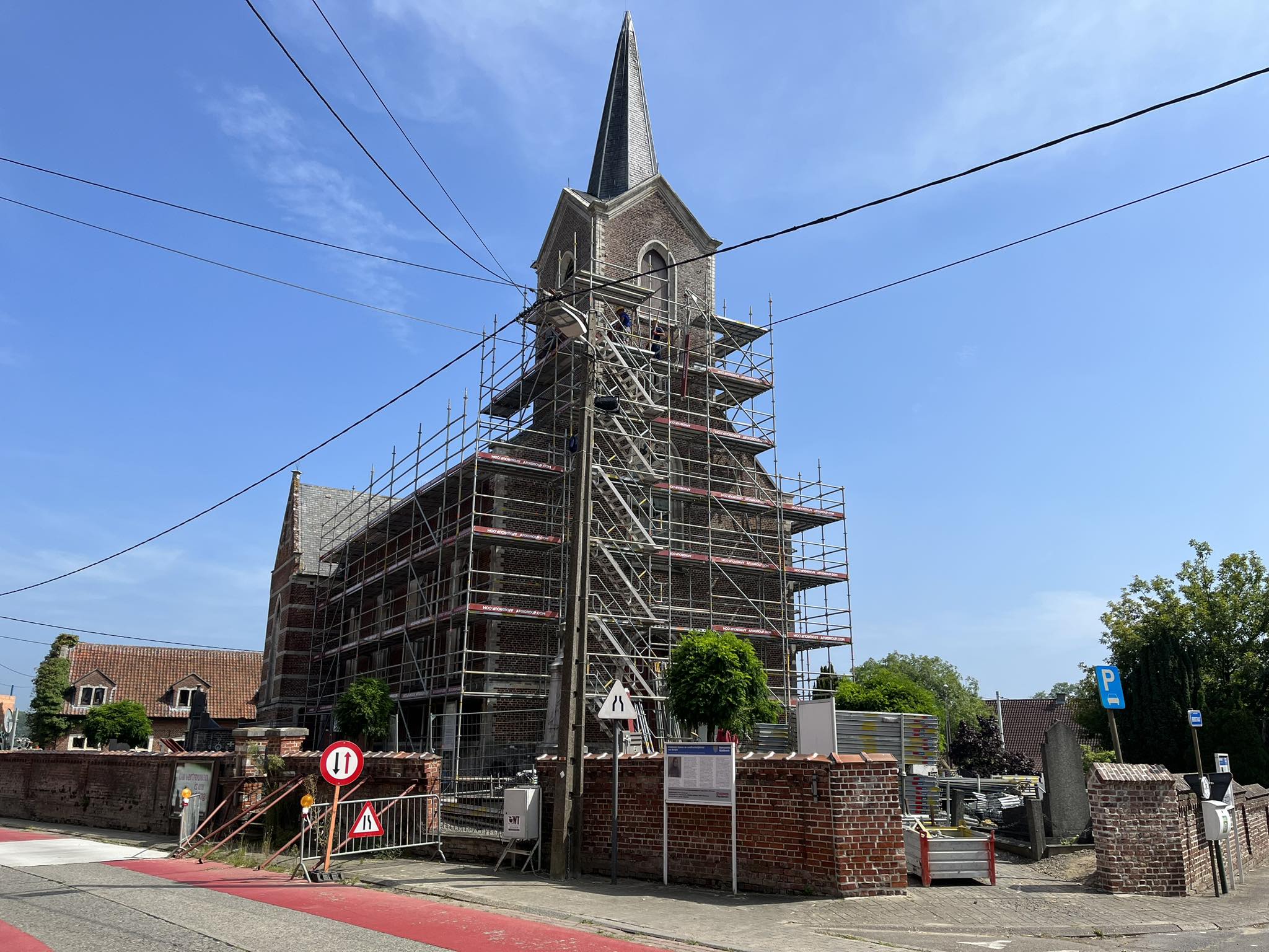 Gemeente Glabbeek ging van start met renovatie van de beschermde kerk van  Zuurbemde